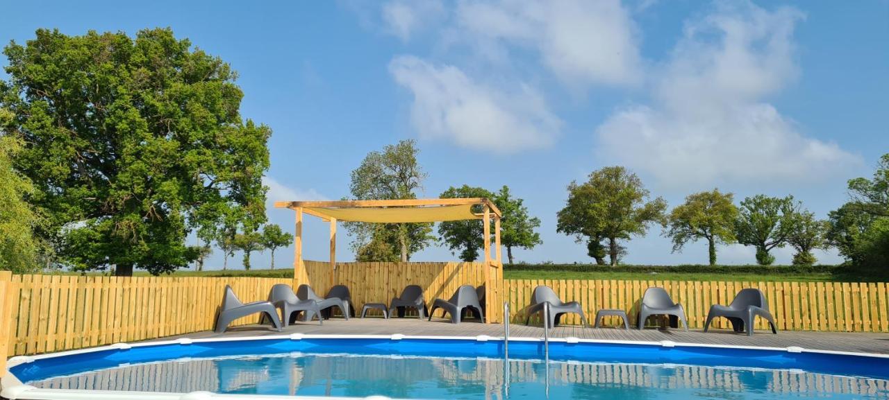 Le Petit Moulin Panzió Saint-Hilaire  Kültér fotó