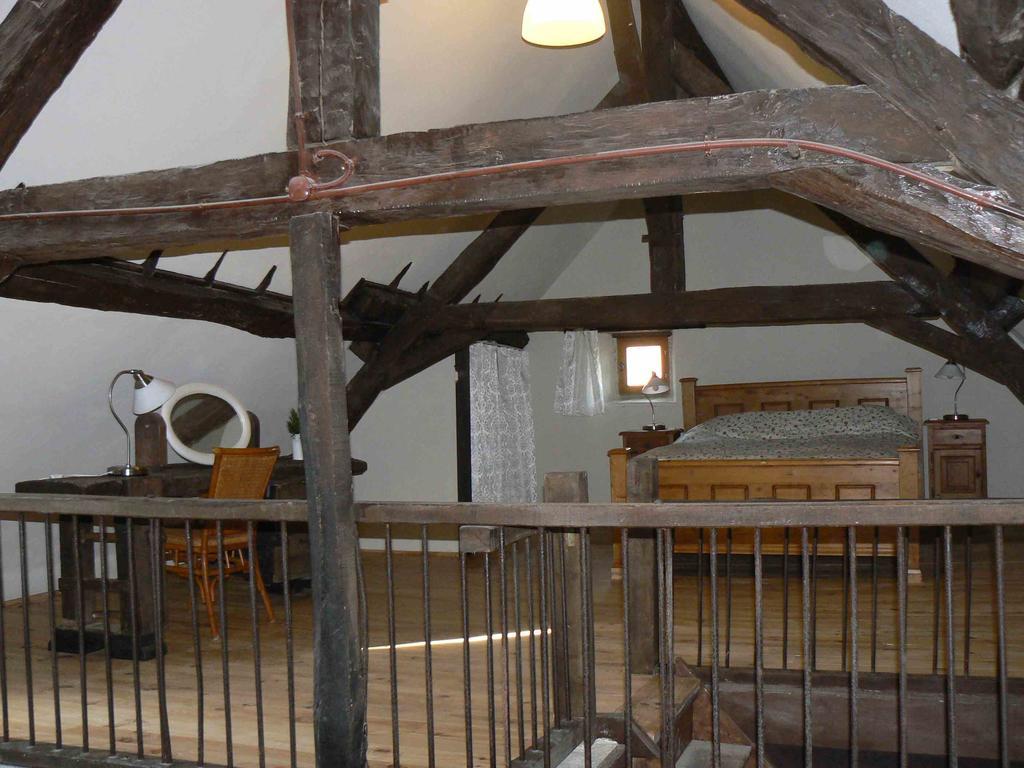 Le Petit Moulin Panzió Saint-Hilaire  Szoba fotó