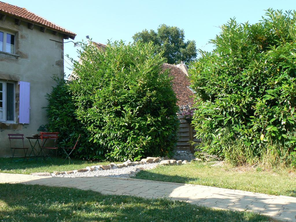 Le Petit Moulin Panzió Saint-Hilaire  Kültér fotó